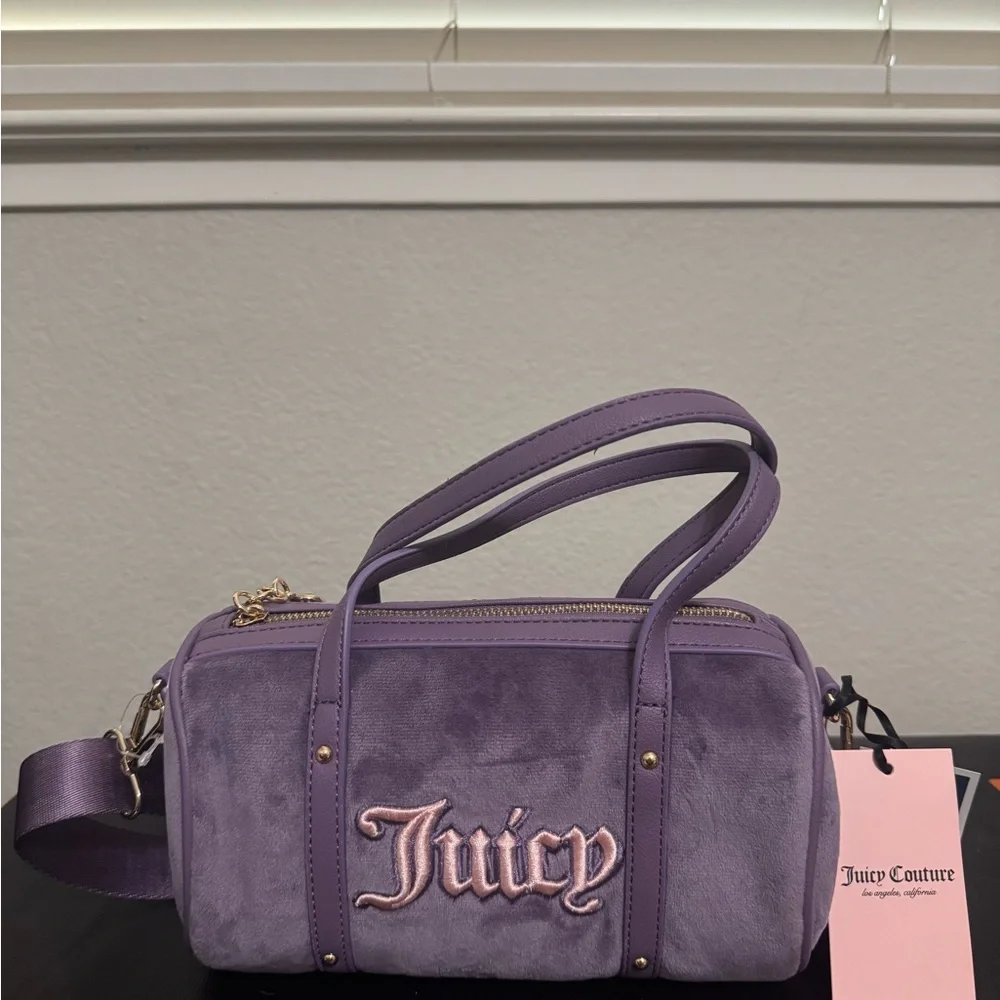 Juicy Couture Lavender Crossbody Bag - Picture 6 of 7